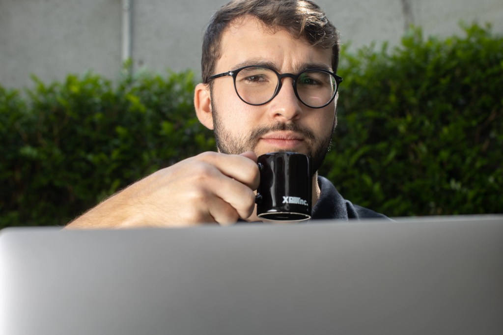 Conectando educação em tecnologia, cultura corporativa e mercado de trabalho